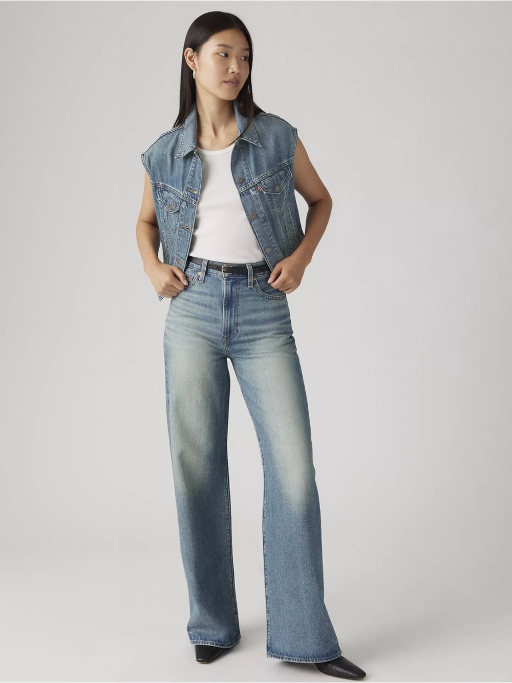LEVI’s RIBCAGE WIDE LEG WOMEN'S JEANS Sz 31x34